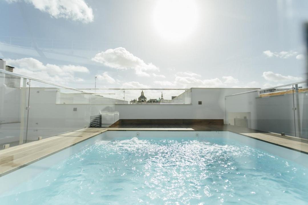 Modern With Seasonal Swimming Pool- 1Bd 1Bth- Goyeneta Lägenhet Sevilla Exteriör bild