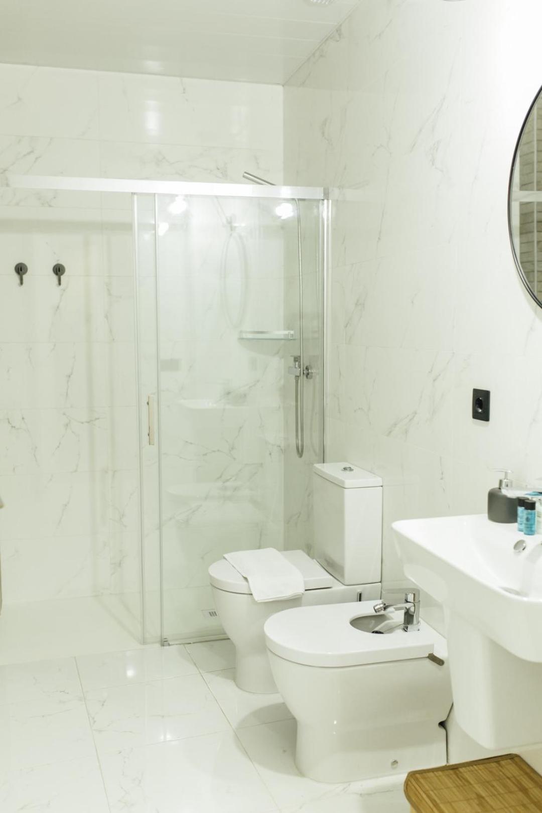 Modern With Seasonal Swimming Pool- 1Bd 1Bth- Goyeneta Lägenhet Sevilla Exteriör bild